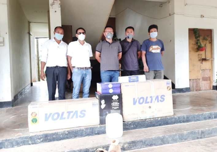 SSA Teacher Association Peren Unit donated one AC and Automatic Sanitizer Dispenser for COVID-19 designated Hospital CHC Jalukie on June 26. (DIPR Photo)